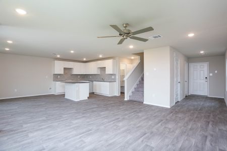 New construction Single-Family house 4010 Colony River Rock Boulevard, Pinehurst, TX 77362 - photo 33 33