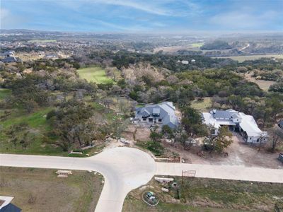 New construction Single-Family house 1283 Bryce Ln, Dripping Springs, TX 78620 - photo 16 16