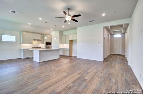 New construction Single-Family house 1719 Dirndl, New Braunfels, TX 78132 Premier Series - Palm- photo 2 2