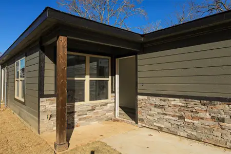 New construction Single-Family house 410 S 2Nd Street, Bonham, TX 75418 - photo 0