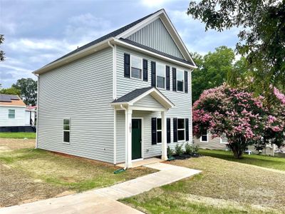 New construction Single-Family house 101 E Louisiana Avenue, Bessemer City, NC 28016 - photo 12 12