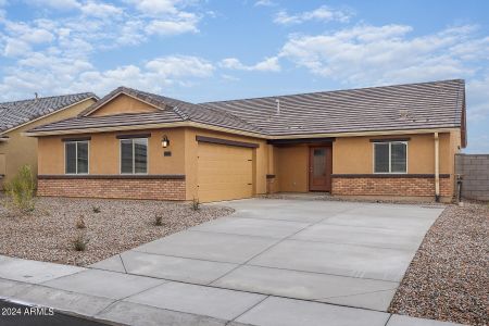 New construction Single-Family house 570 W Crowned Dove Trail, Casa Grande, AZ 85122 - photo 0