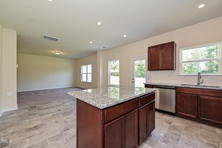 New construction Single-Family house 43 Knoll Way, Sanford, NC 27332 The Lawson- photo 14 14