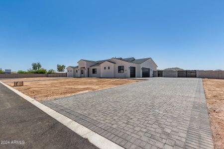 New construction Single-Family house 30970 N Lola Lane, Queen Creek, AZ 85142 - photo 37 37