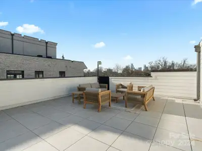 New construction Condo/Apt house 612 Queens Road, Charlotte, NC 28207 - photo 3 3