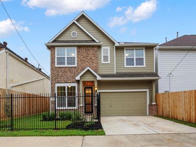 New construction Single-Family house 7751 Flowerdale Street, Houston, TX 77055 - photo 0 0