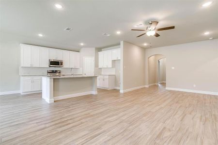New construction Single-Family house 2557 Avenue A, Fort Worth, TX 76105 - photo 9 9