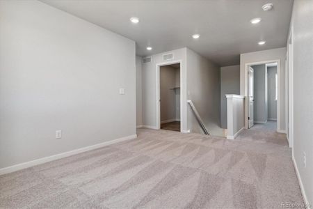 New construction Single-Family house 3282 N Highlands Creek Parkway, Aurora, CO 80019 - photo 21 21