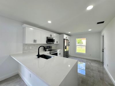 New construction Single-Family house 605 N B Street, Lake Worth, FL 33460 - photo 12 12