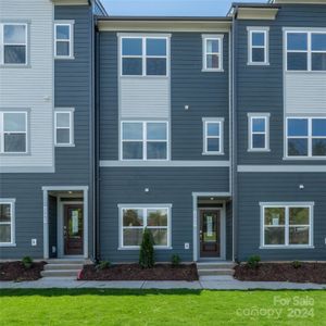 New construction Townhouse house 2047 Evolve Way, Charlotte, NC 28205 Indie- photo