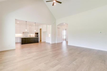 New construction Single-Family house 181 Aiden Drive, Waxahachie, TX 75165 Athens - Side Entry- photo 10 10