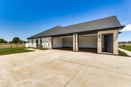 New construction Single-Family house 8344 Kassandra, Krum, TX 76249 - photo 24 24