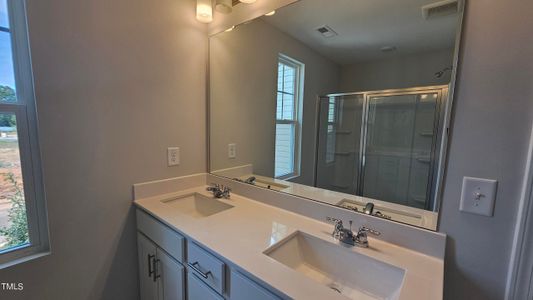 New construction Townhouse house 17 Fairwinds Drive, Lillington, NC 27546 The Warren- photo 38 38