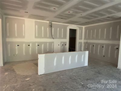 New construction Single-Family house 9010 Dulwich Drive, Unit KEN0063, Charlotte, NC 28215 - photo 6 6
