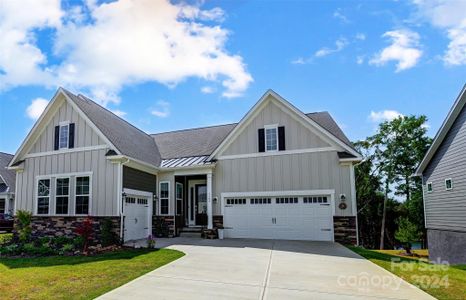 New construction Single-Family house 5304 Chegall Crossing Way, Mount Holly, NC 28120 - photo 0