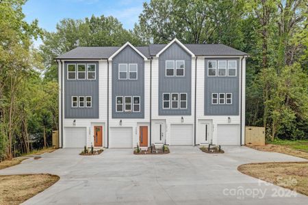 New construction Townhouse house 2609 Dr Carver Road, Charlotte, NC 28208 - photo 0 0