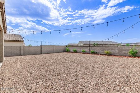 New construction Single-Family house 19959 W Rancho Drive, Litchfield Park, AZ 85340 - photo 30 30