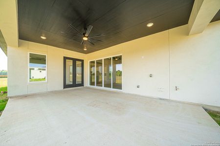 New construction Single-Family house 235 Venado Oaks, Castroville, TX 78009 - photo 45 45