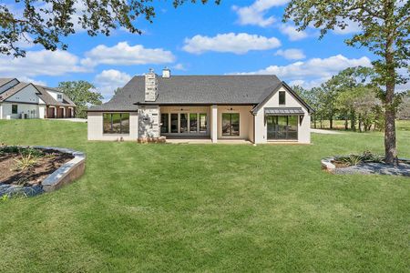 New construction Single-Family house 1044 Estancia Drive, Weatherford, TX 76088 - photo 37 37