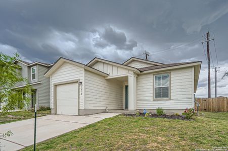 New construction Single-Family house 5818 Kendall Pr, San Antonio, TX 78244 - photo 1 1