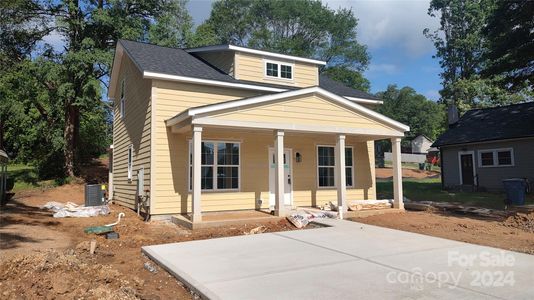New construction Single-Family house 221 N Lee Street, Mount Holly, NC 28120 - photo 0 0