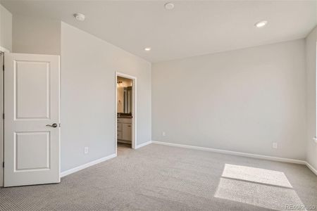 New construction Townhouse house 432 Millwall Circle, Castle Pines, CO 80108 - photo 15 15