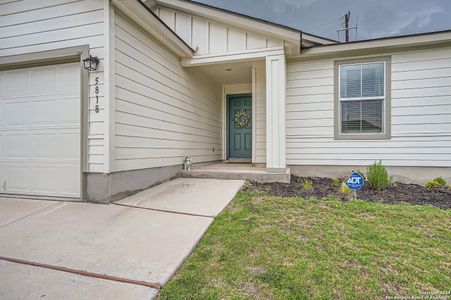 New construction Single-Family house 5818 Kendall Pr, San Antonio, TX 78244 - photo 3 3