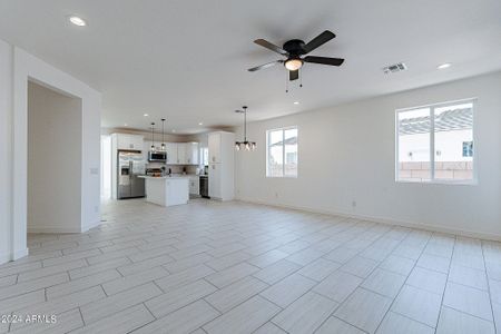 New construction Single-Family house 844 N Main Street, Coolidge, AZ 85128 - photo 5 5