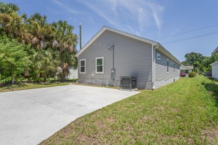 New construction Single-Family house 1050 Melrose Avenue S, Saint Petersburg, FL 33705 - photo 24 24