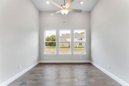 New construction Single-Family house 405 Alicia Court, Mansfield, TX 76063 Johnson 5128 Presidential Series- photo 20 20