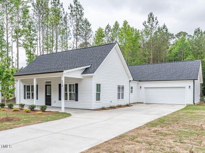 New construction Single-Family house 219 Green Pines Estates Drive, Kenly, NC 27542 - photo 4 4