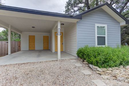 New construction Single-Family house 165 Water Oak Ln, Canyon Lake, TX 78133 - photo 1 1