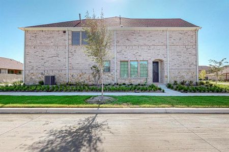 New construction Townhouse house 924 4Th Street, Argyle, TX 76226 - photo 24 24