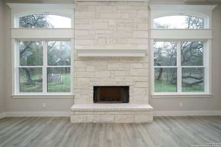 New construction Single-Family house 399 Bauer Ln, Castroville, TX 78009 - photo 9 9