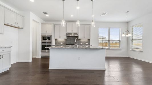 New construction Single-Family house 16520 Moineau Drive, Austin, TX 78738 - photo 16 16