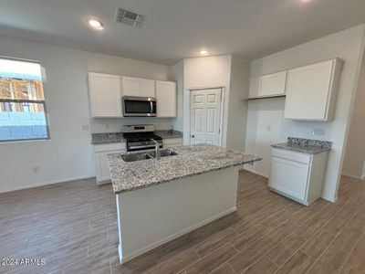 New construction Single-Family house 47528 W Kenner Drive, Maricopa, AZ 85139 - photo 6 6