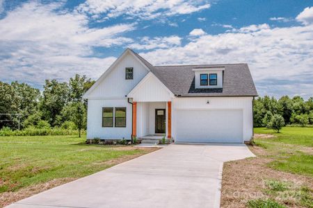 New construction Single-Family house 115 Pumice Drive, Statesville, NC 28625 - photo 0