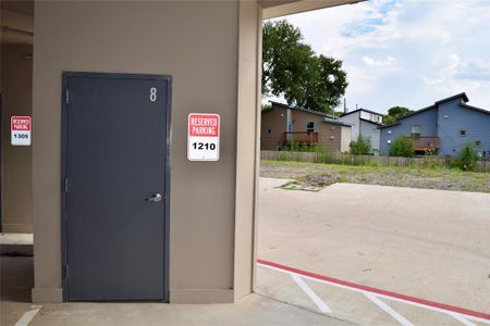 New construction Condo/Apt house 1811 Webberville Rd, Unit 1210, Austin, TX 78721 - photo 12 12