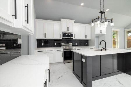 New construction Single-Family house 629 Vaquero Street, White Settlement, TX 76108 - photo 14 14