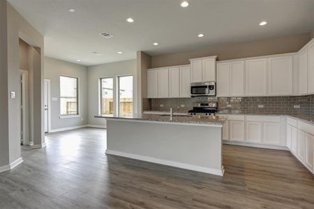 New construction Single-Family house 718 Whispering Winds Drive, Beasley, TX 77417 Lagos - photo 10 10