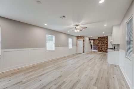 New construction Single-Family house 332 Holiday Street, Tomball, TX 77375 - photo 4 4
