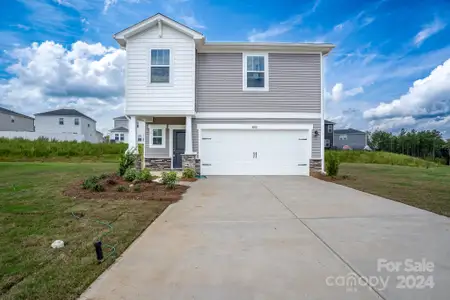 New construction Single-Family house 1002 Freeman View Drive, Albemarle, NC 28001 - photo 0