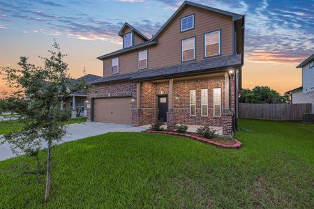 New construction Single-Family house 13915 Little River Drive Drive, Baytown, TX 77523 - photo 1 1