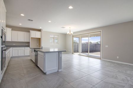 New construction Single-Family house 10937 N. 163Rd Drive, Surprise, AZ 85388 - photo 7 7