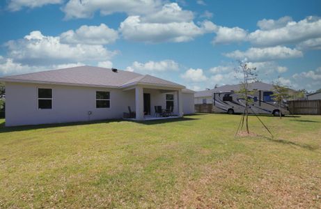 New construction Single-Family house 592 Sw Dauphin Circle, Port St. Lucie, FL 34953 - photo 8 8