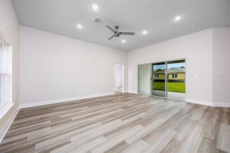 New construction Single-Family house 58 Renshaw Drive, Palm Coast, FL 32164 - photo 8 8