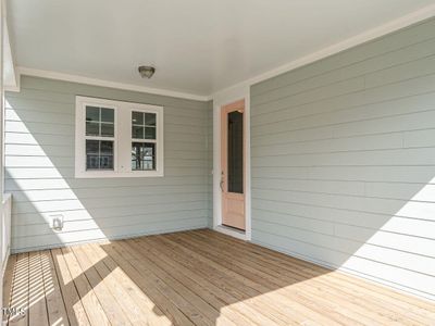 002-1280x960-front-porch