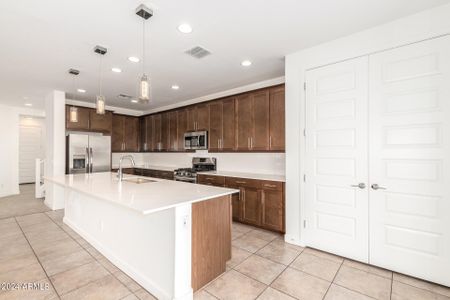 New construction Single-Family house 9120 W Roma Avenue, Phoenix, AZ 85037 - photo 13 13
