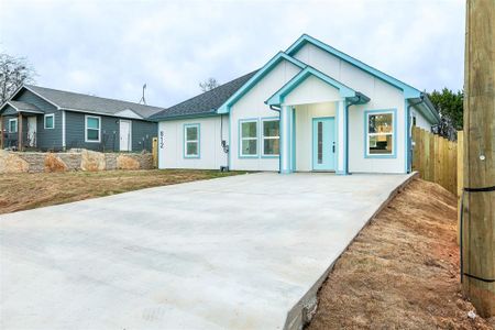 New construction Single-Family house 812 Pecos River Drive, Granbury, TX 76048 - photo 2 2