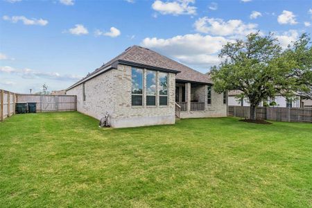 New construction Single-Family house 104 Rainbow Valley Trl, San Marcos, TX 78666 - photo 33 33